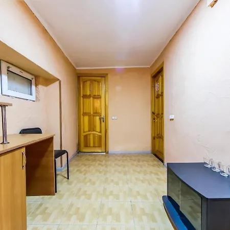 Комфортный Номер В Уютном Апарт-Отеле Kyiv